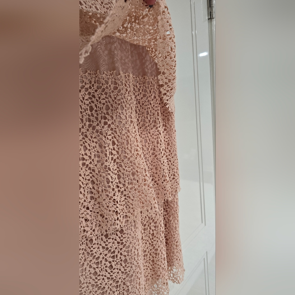 Gorgeous Pink Crochet Lace Sleeveless 3 Tiered Dress By Molly Bracken Size M - Picture 3 of 12